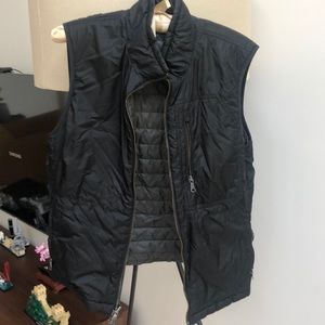 Banana Republic reversible vest